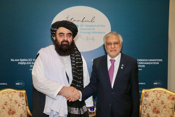 Taliban, Pak Foreign Ministers Hold Talks In Istanbul