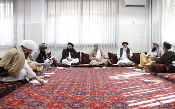 نشست اعضای طالبان در مورد حفاظت از مرکز ثقافت اسلامی در غزنی