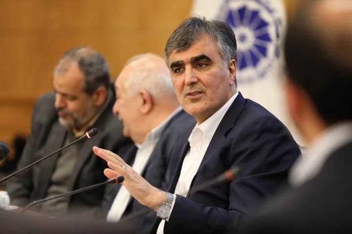 رئیس بانک مرکزی ایران از آغاز صادرات ریالی به افغانستان و عراق خبر داد