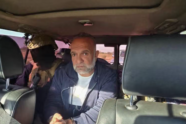 كيف وقع ظاهر قدير في الفخ؟