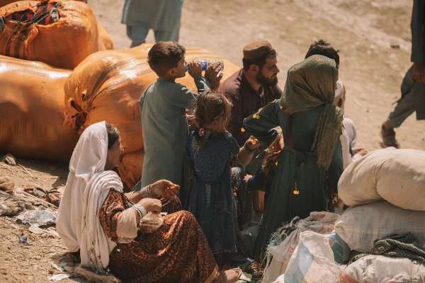 بیش از ۷ هزار افغان در دو روز گذشته از پاکستان و ایران اخراج شدند