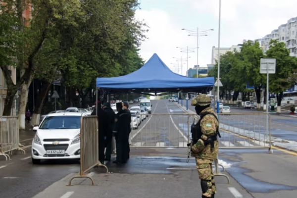 الحكم على أوزبكي حاول الالتحاق بتنظيم إرهابي في أفغانستان