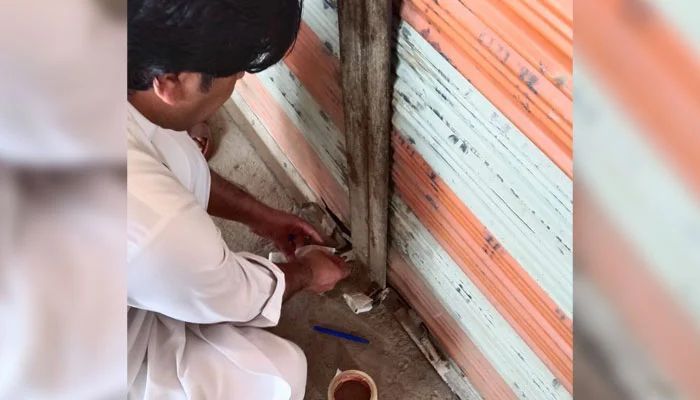 د خیبر پښتونخوا په صوابۍ کې د افغان کډوالو د پنډغالي هټۍ وتړل شوې