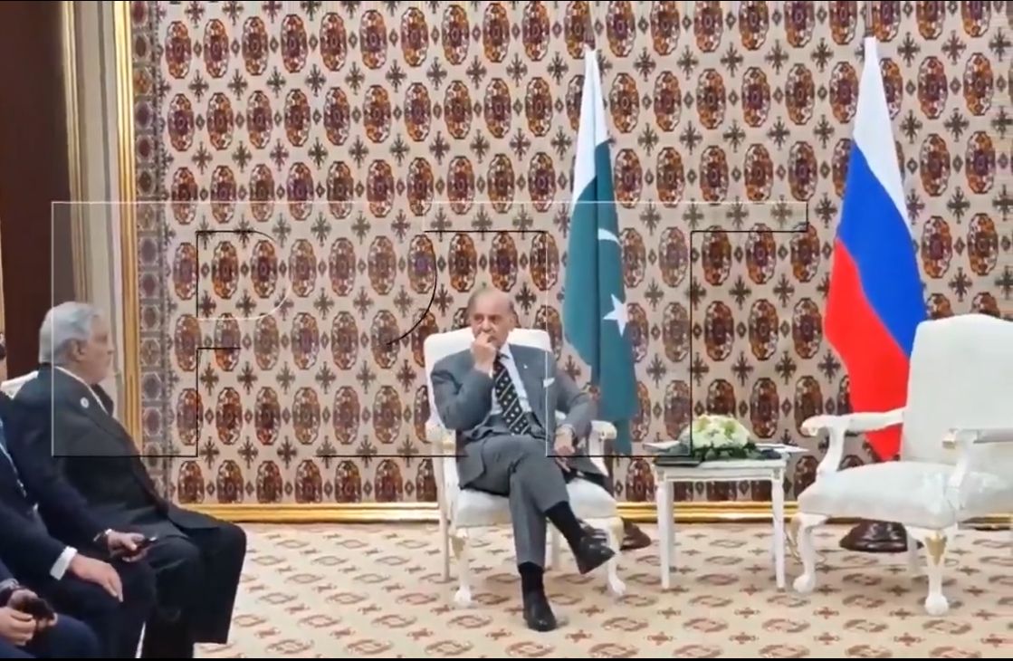 شهباز شریف له پوتین سره د لیدنې لپاره ۴۰ دقیقې انتظار وکړ 