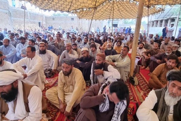 د بلوچستان په هرنايي شاهرګ کې د ۵ کسانو له وژل کېدو وروسته اعتراضي پرلت پيل شوی