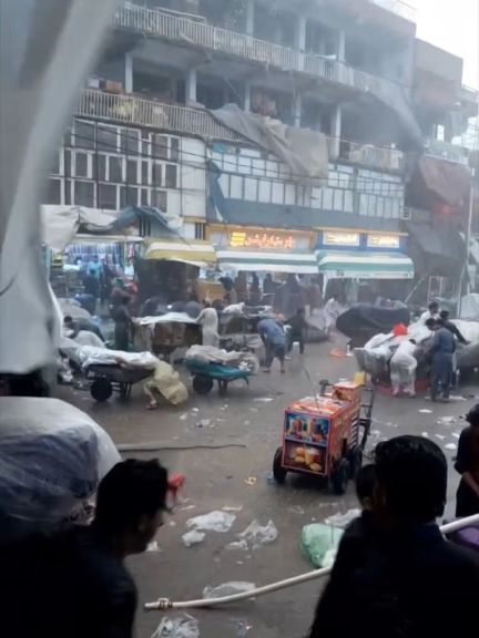 باد و باران شدید در جلال آباد خسارات مالی به مردم وارد کرده است