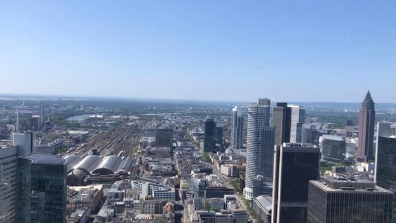 د جرمني په فرانکفورت ښار کې د حقاني شبکې د ترور شوي غړي فاتحه اخستل کېږي