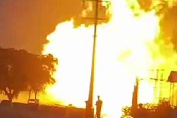 د خیبر پښتونخوا په هري پور کې د ګازو نل لیکې د چاودنې له امله د یوې کورنۍ ۸ غړي مړه شوي