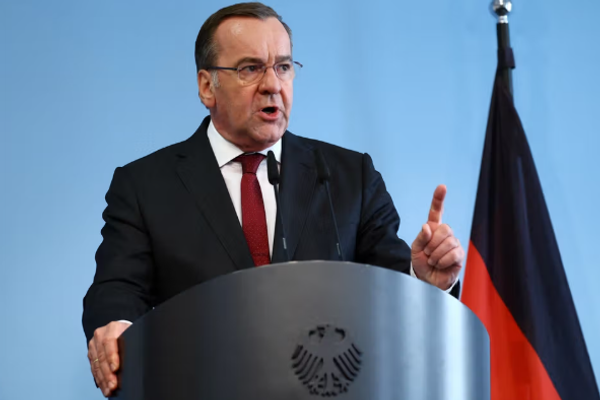 وزير الدفاع الألماني يصف تصريحات ترامب حول حرب أفغانستان بأنها "عدم احترام"