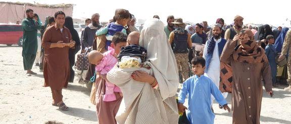 طالبان: له دوه زرو ډېر افغان کډوال له ایران او پاکستانه په زور او خپله خوښه راستانه شوي