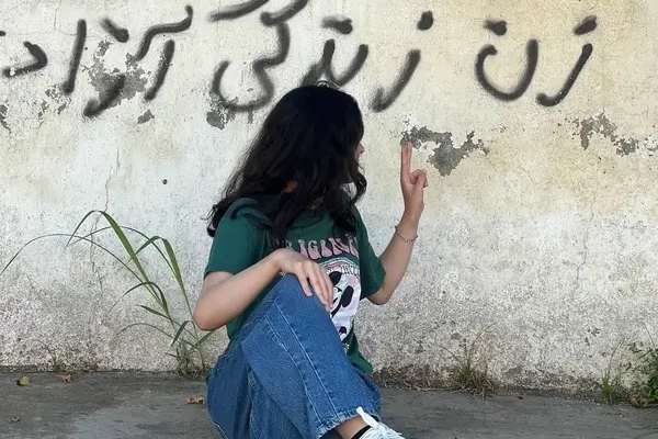 پولیس تهران تهدید کرد که سختگیری برای تطبیق حجاب اجباری را افزایش میدهد