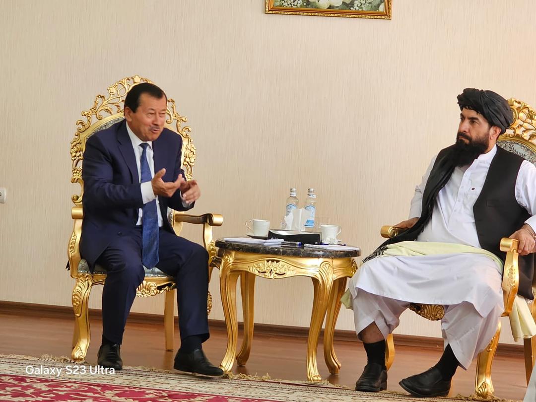 یوسف وفا له تاجکستان وغوښتل چې افغان سفارت طالبانو ته وسپاري