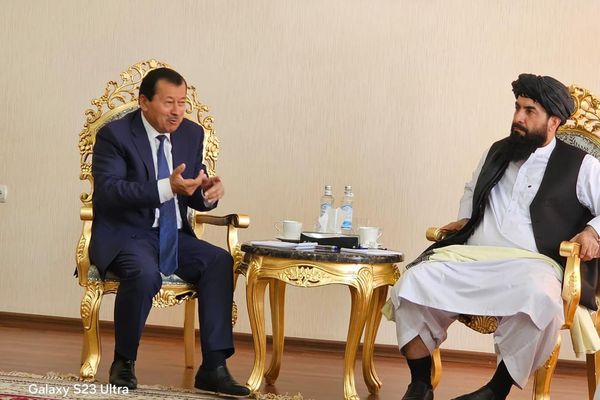 یوسف وفا له تاجکستان وغوښتل چې افغان سفارت طالبانو ته وسپاري
