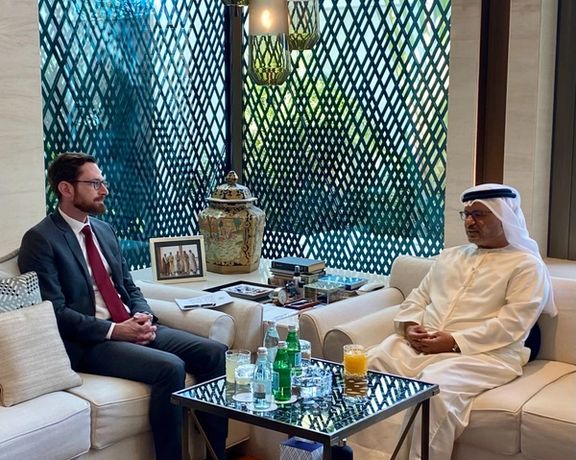 تام وست با مشاور رئیس امارات متحده عربی در مورد افغانستان گفتوگو کرد