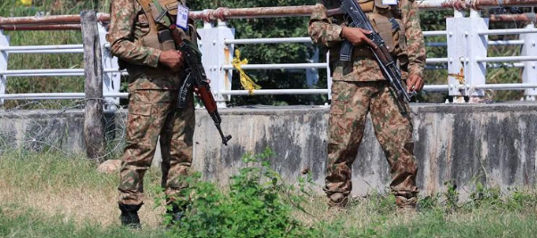 حركة طالبان باكستان تقتل 12 جندياً في هجومين بإقليم خيبر بختونخوا