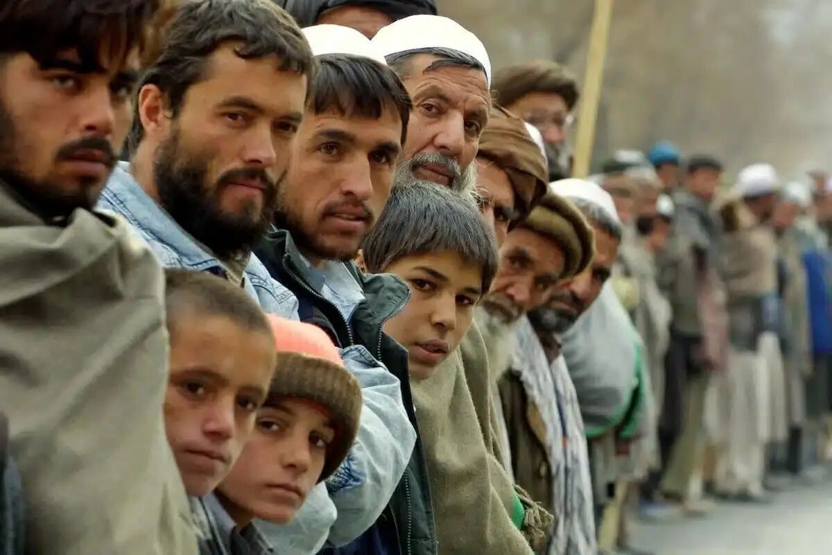 په ایران کې د روان کال له پیله تر دې دمه له ۸۰ زرو ډېر افغانان نیول شوي