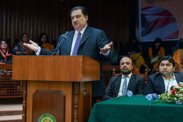 وزیر خارجه پیشین پاکستان: اسلامآباد باید خط دیورند را به عنوان مرز به یک واقعیت تبدیل کند