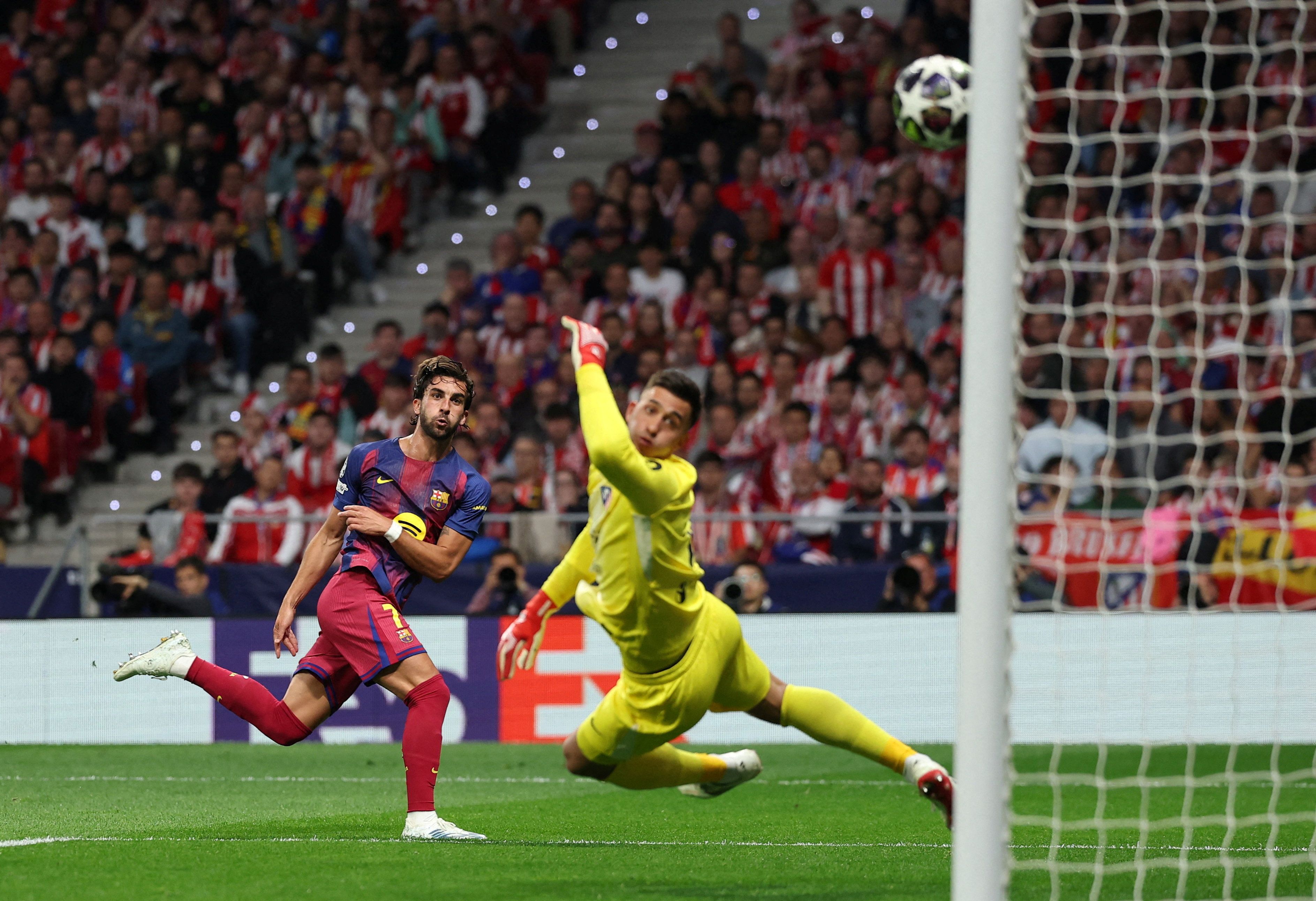 کامبک ناتمام بارسلونای ده‌نفره مقابل اتلتیکو مادرید در لیگ قهرمانان اروپا