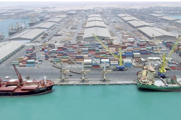 طالبان تحوّل مسار التجارة من باكستان إلى إيران وآسيا الوسطى