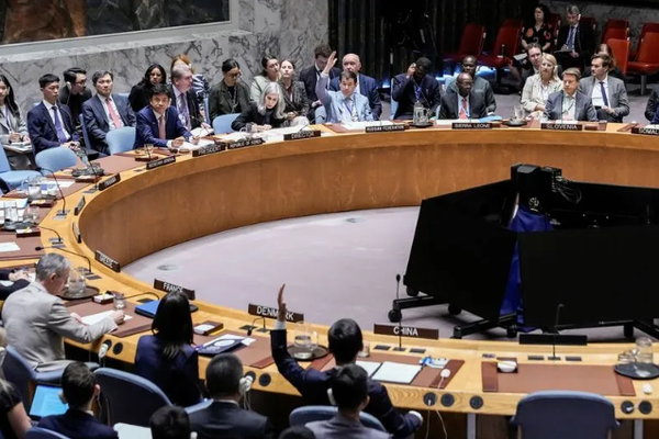 الولايات المتحدة تعدّل مسودة قرار إنهاء النزاع في غزة لتضم حل الدولتين