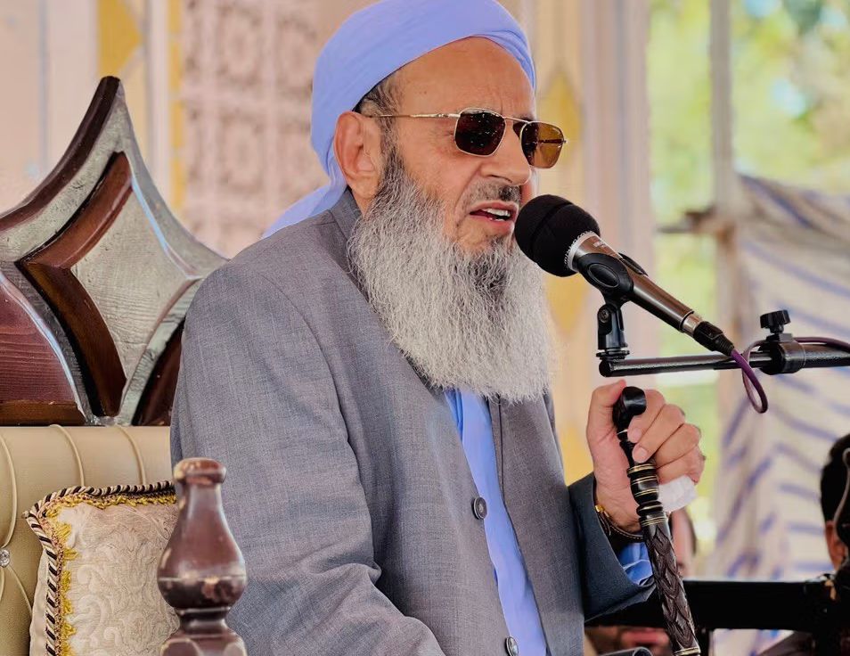 مولوي عبدالحمید: د ایران خلک لوی بدلون غواړي