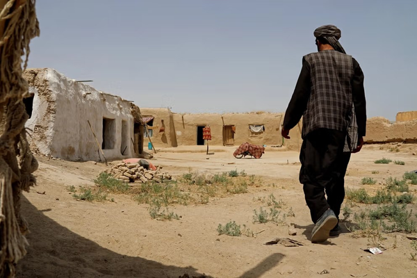 السنة الخامسة لحكم طالبان.. تسجيل أكثر من مليون فقير في أفغانستان خلال عام واحد