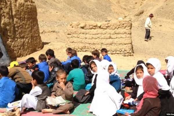منابع محلی میگویند طالبان دهها صنف تعلیمات محلی را در پنجشیر بسته است