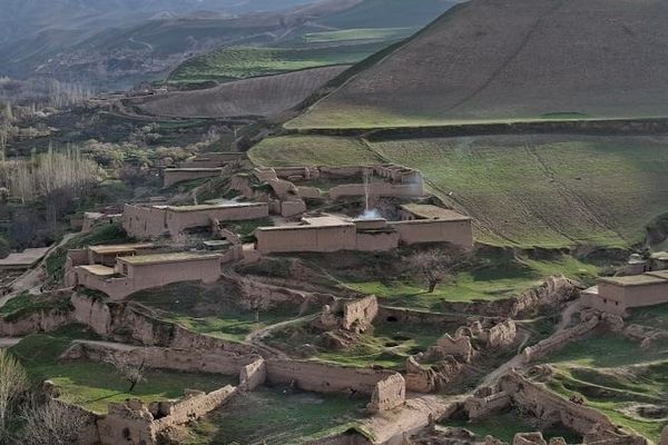 18 Publicly Flogged By Taliban in Sar-e Pol, Including 5 Women