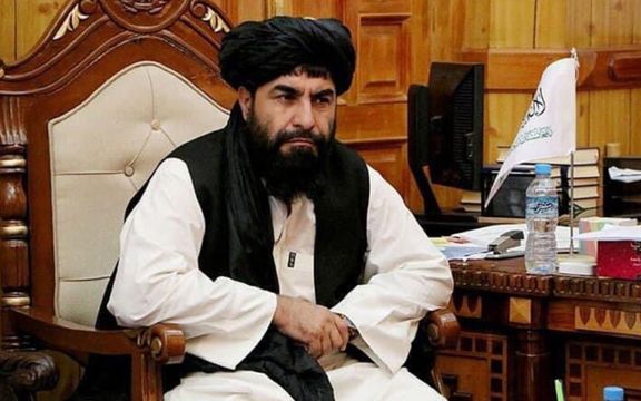 د طالبانو د بلخ والي یوسف وفا د یوه پلاوي په مشرۍ ازبکستان ته لاړ