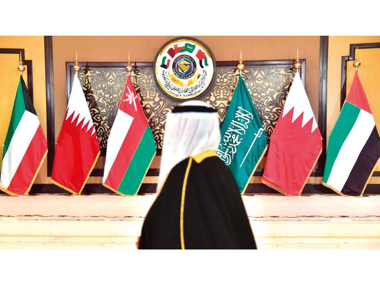 اسراییل هیوم: د خلیج فارس ځینو هېوادونو د ایران پر ضد د پوځي بریدونو د بیا پیل ملاتړ کړی 
