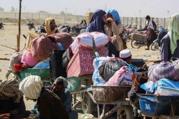 تېره ورځ له دوه نيم زرو زیات کډوال افغانستان ته په جبري توګه ستانه کړای شوي دي