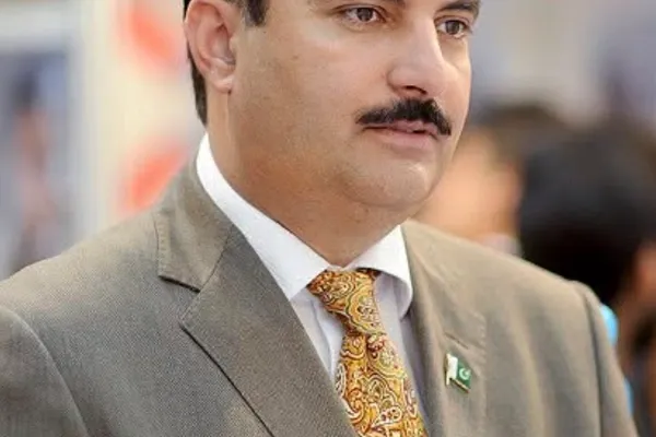 د خېبرپښتونخوا والي: که له افغان خاورې بریدونه دوام وکړي، موږ به هم اقدام وکړو