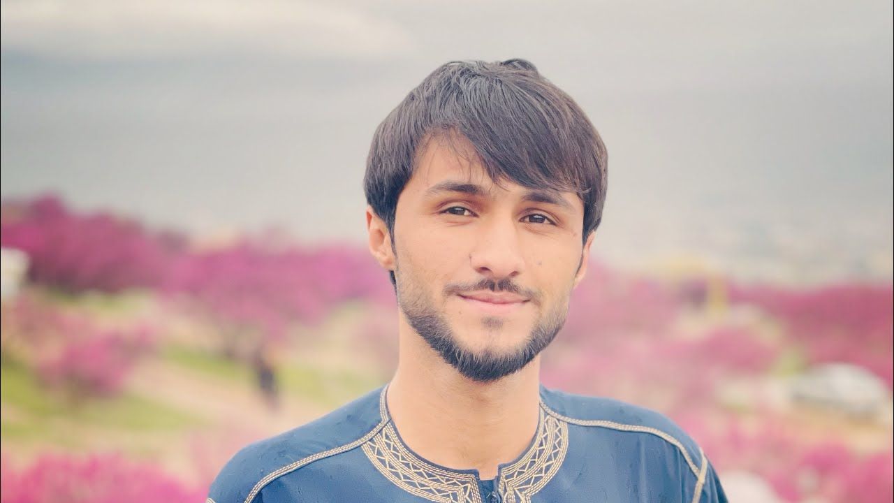 ملا وحید، آوازخوان محلی خبر زخمی شدنش را تکذیب کرد؛ ۴ بار بازداشتم کردند، گفتند آواز نخوان