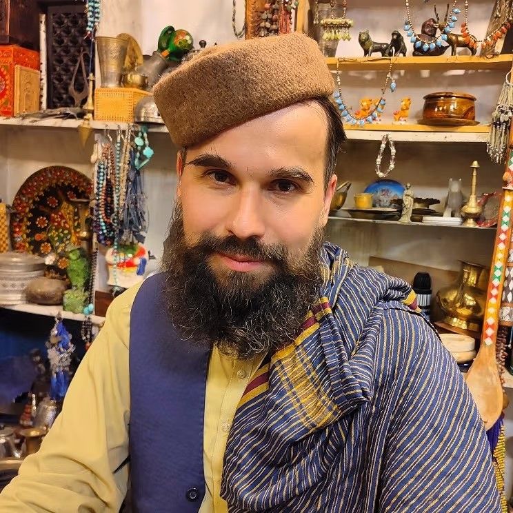 أم روسية تستنجد برئيس تتارستان للإفراج عن ابنها المعتقل لدى طالبان