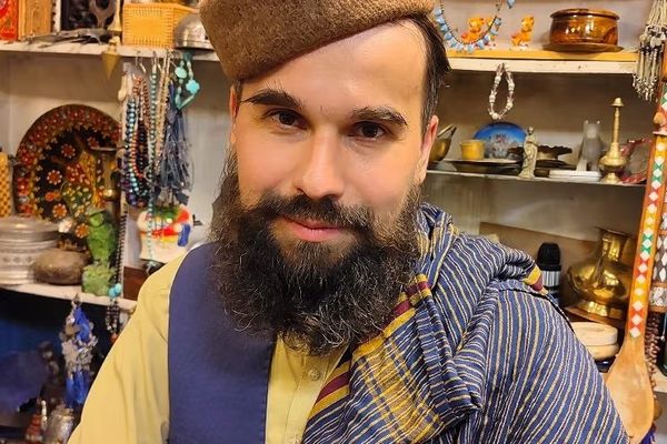 أم روسية تستنجد برئيس تتارستان للإفراج عن ابنها المعتقل لدى طالبان