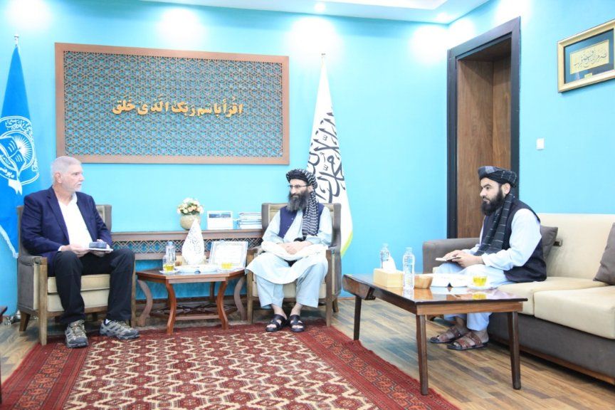 وزارت معارف طالبان: امریکا در مناطق دور افتاده افغانستان برنامه آموزش آنلاین دارد