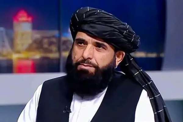 په دوحه کې د طالبانو د سیاسي دفتر مشر او سفیر د قطر د پوهنې وزارت له چارواکو سره لیدلي دي