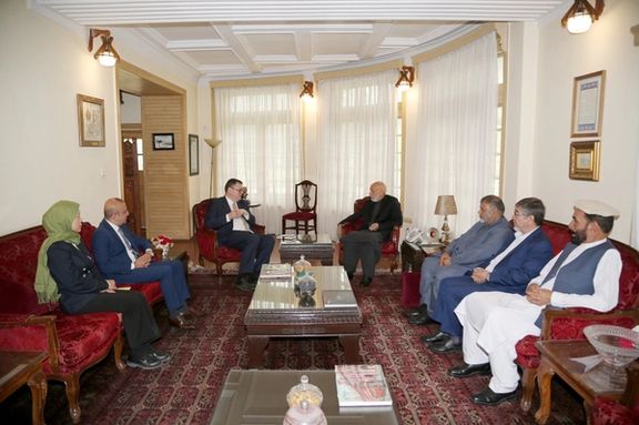 کرزي په افعانستان کې د تلپاتې ټیکاو لپاره پر ملي تفاهم ټینګار کړی