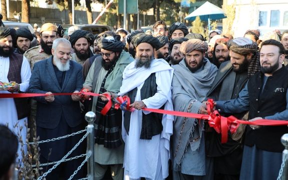 ملا برادر: ټولې ادارې دې د پانګوالو بدني او رواني امنیت ته پام وکړي