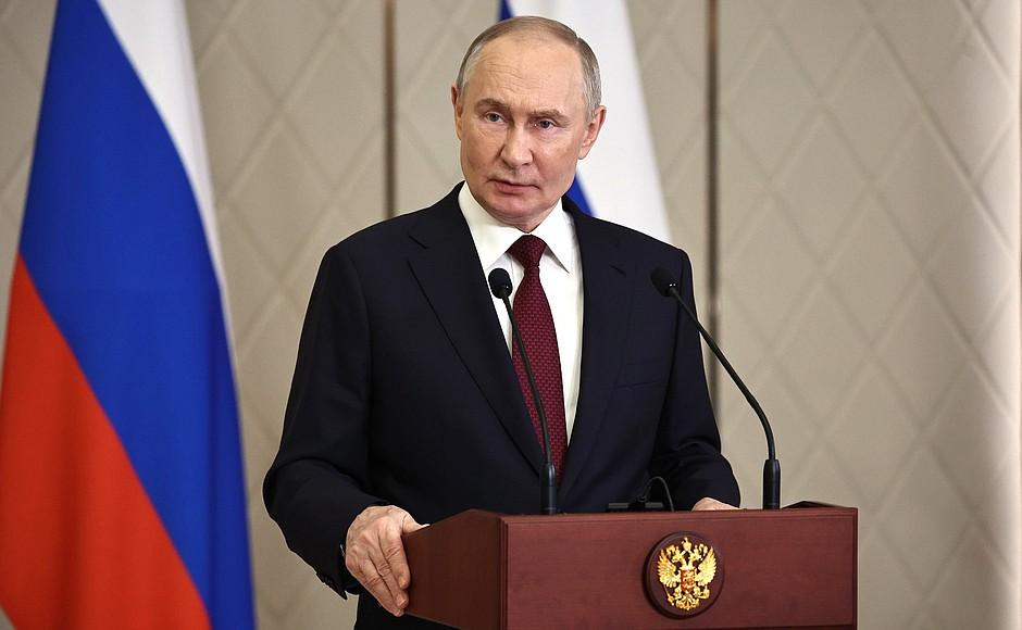 پوتین: روسیه به هېڅکله د امریکا فشارونو ته تسلیم نشي