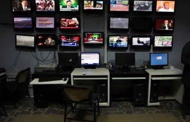 مركز حرية الإعلام: طالبان أغلقت ما لا يقل عن 15 قناة تلفزيونية خلال عام واحد