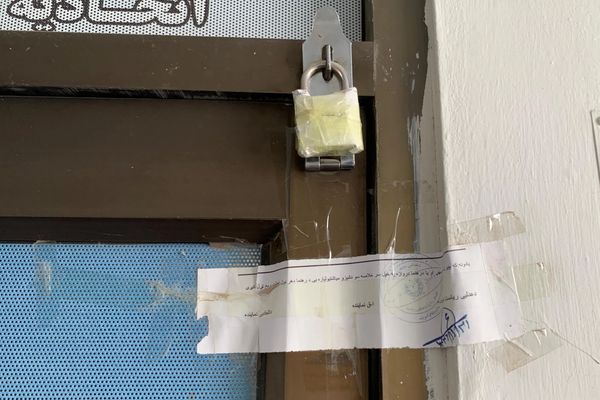 طالبانو په کندهار کې د موټر چلوونکو او ودانیزو شرکتونو په ګډون ۳۱ اتحادیې بندې کړې
