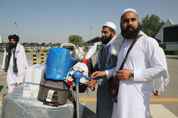 د افغان حاجیانو لومړۍ ډله کابل ته ورسېده