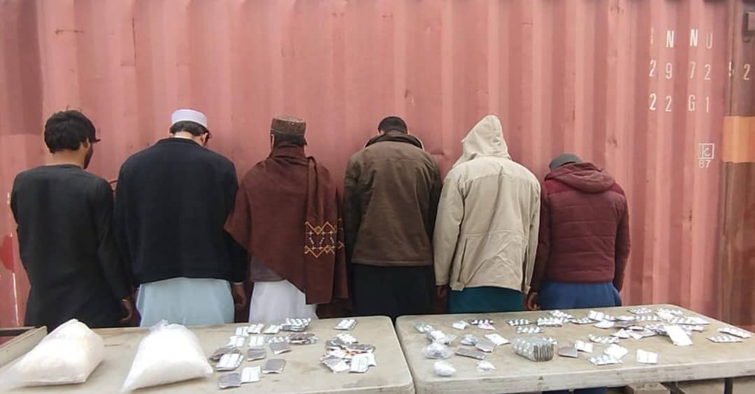 طالبانو د نشه‌يي توکو د قاچاق په تور په ننګرهار کې ۱۸ کسان نیولي