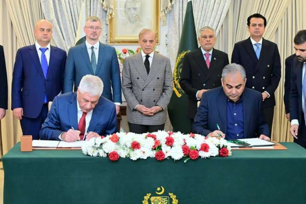 روسيا تؤكد وجود إمكانات لتوسيع التعاون الاقتصادي مع باكستان