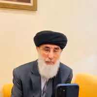 حکمتیار چگونه بنیاد دینی و قومی طالبان را نشانه گرفته است