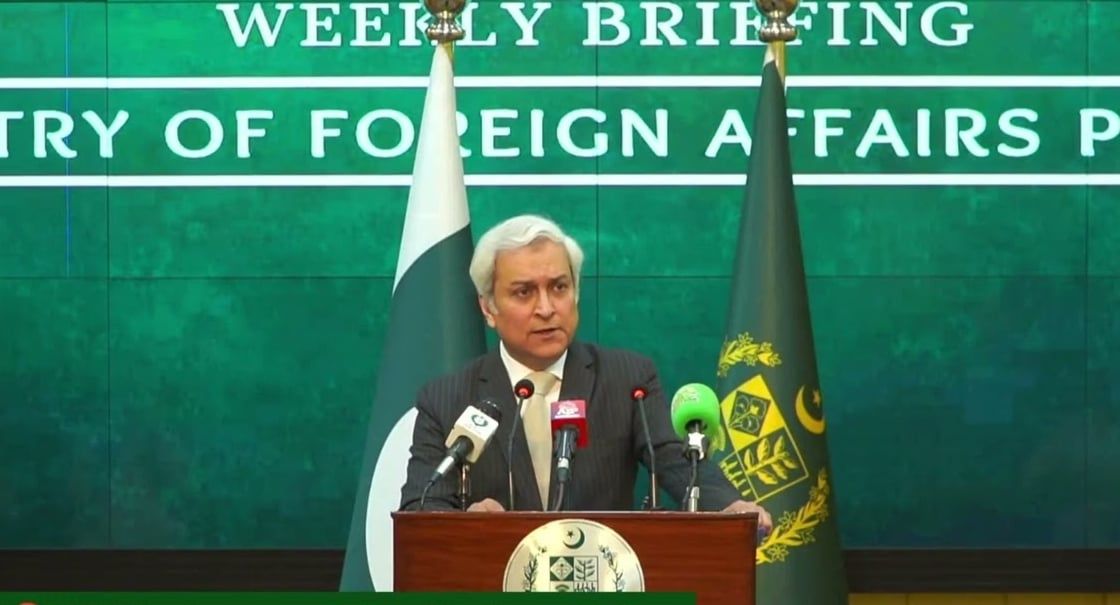 پاکستان د ایران د منځګړیتوب له وړاندیز څخه هرکلی وکړ