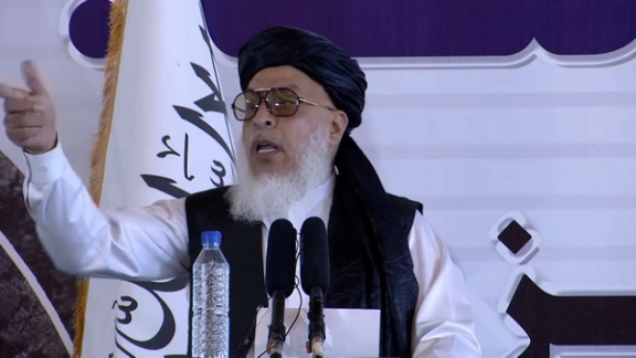 عباس ستانکزی: هغه رهبر چې د خلکو په منځ کې نه وي، منزوي دی او پایښت نه لري