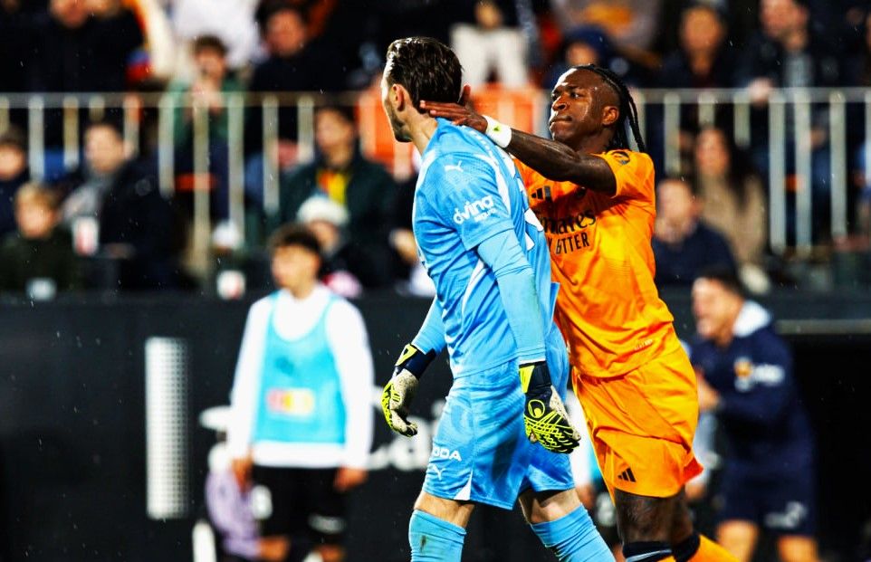 با  اعلام رسمی لالیگا؛ وینیسیوس جونیور دو جلسه از همراهی تیم رئال مادرید محروم شد