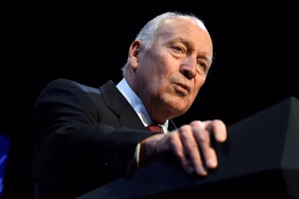 رحيل ديك تشيني أحد أبرز مهندسي سياسات أمريكا العسكرية في أفغانستان والعراق